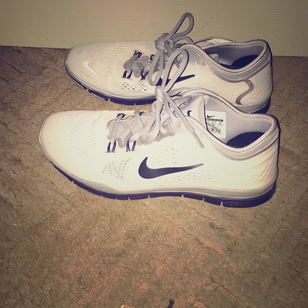 Nike Free 5.0 Tr Fit 4 Navy and White